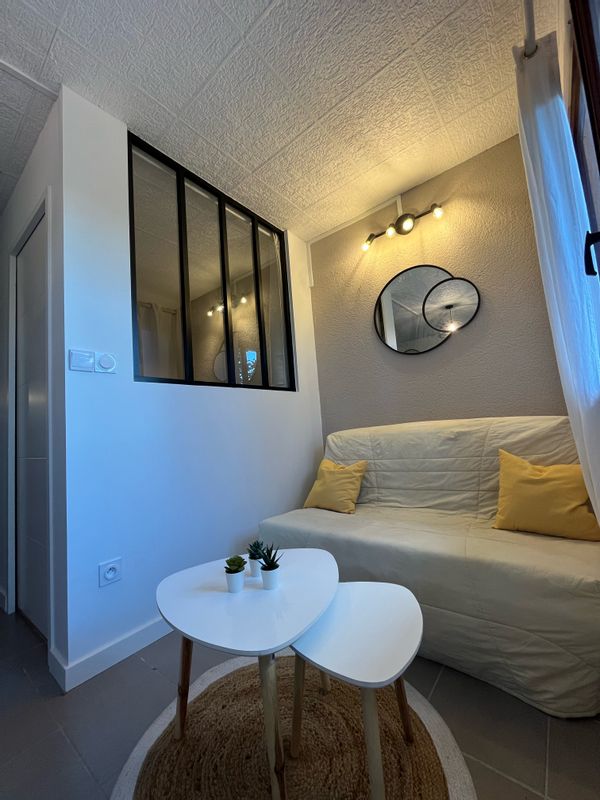 Appartement 100m plage + parking privé