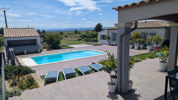 Maison des animaux, disponible GP pour plus de quinze jours début août.