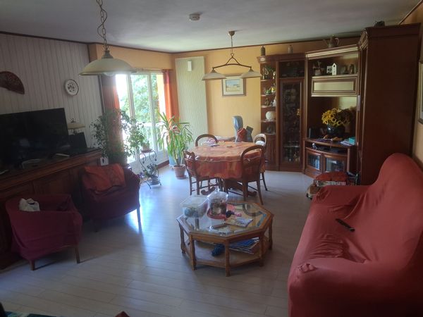 Appartement dans un environnement calme et verdoyant, à proximité du métro B, 20 min du centre-ville