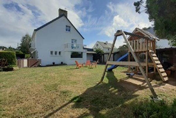 Maison familiale accueillant un groupe pour le bonheur de chacun
