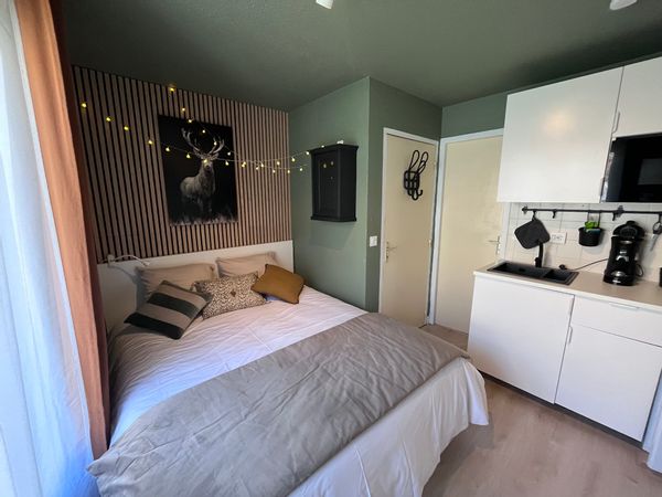 Charmant studio pour 2 personnes avec Balcon, proche toutes commodités