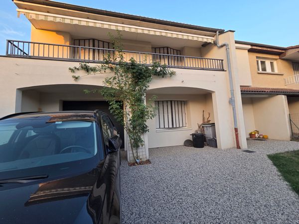 Maison dans un lotissement calme avec 3 chambres (possibilité 4) et canapé convertible lit
