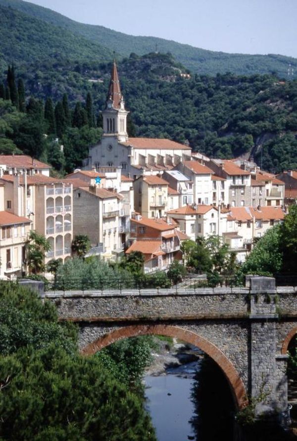 Entre Mer & Montagne: Calme, Thermes, Piscine, proche Espagne & Collioure