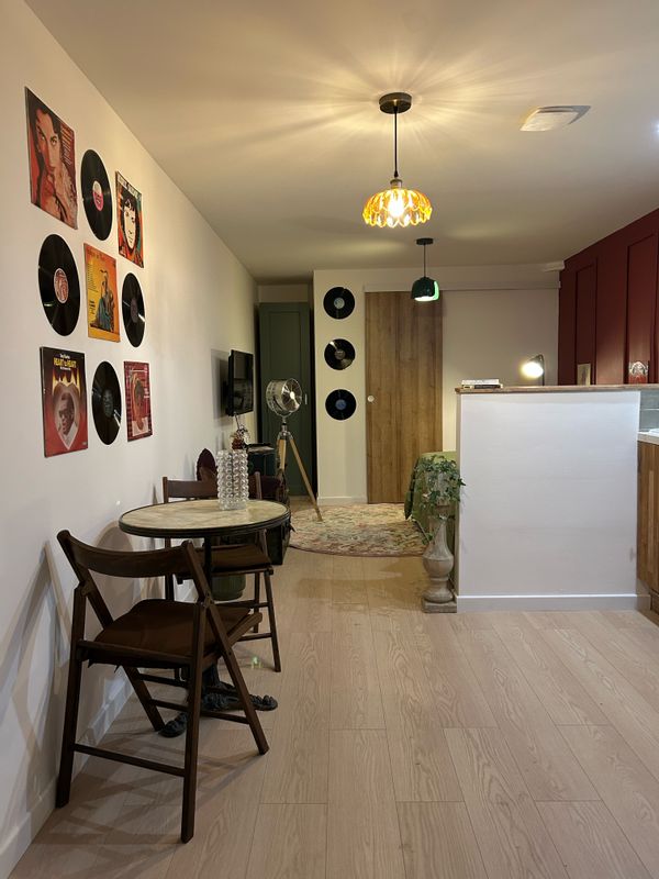 Le Studio Vinyle - Charme Vintage & Confort Moderne