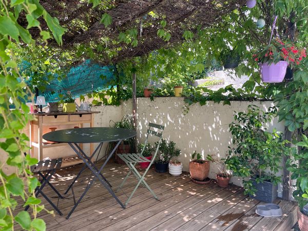 La maison de Fabienne Petite maison chaleureuse avec jardin proche centre ville  et vue sur montagne