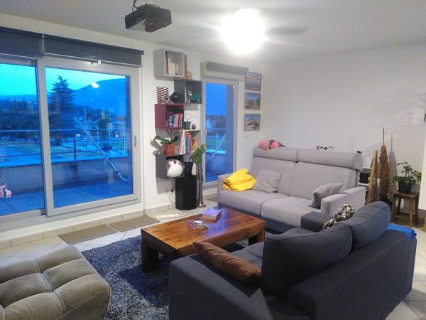 Appartement lumineux entre lac, montagne et centre-ville