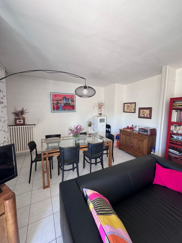 Maison rémoise dans quartier calme pour  3 personnes