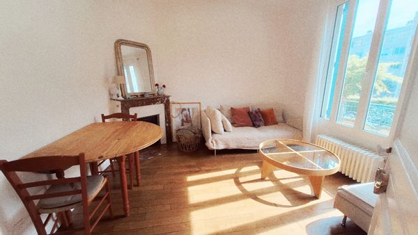Maison avec 2 chambres à quelques minutes de Versailles et 30 minutes de Paris.