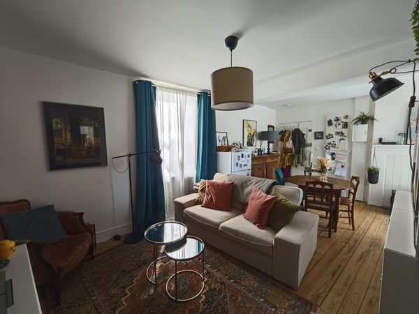 Appartement de charme sur les remparts, au cœur historique de Vannes.