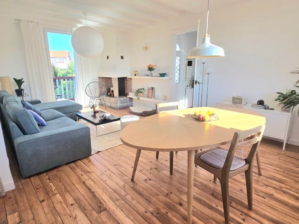 Charmant T3 refait à neuf avec du cachet, centre-ville Hendaye, 5mn de l'Espagne, 10mn de la plage