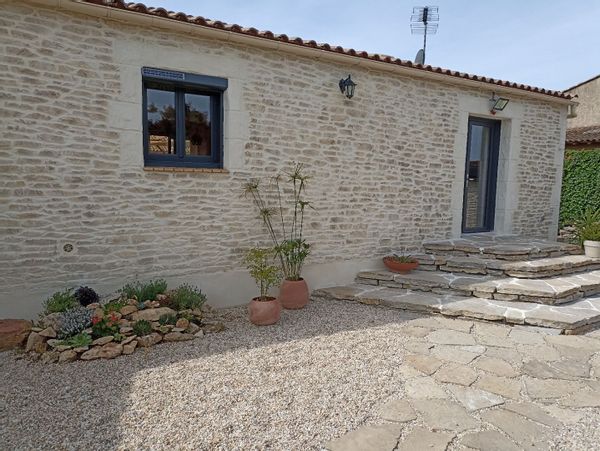 Maison familiale, au calme, proche de Nîmes