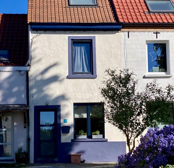 La maison de Mercedes et Lucien Notre maison est un petit cocon cosy dans un écrin de nature
