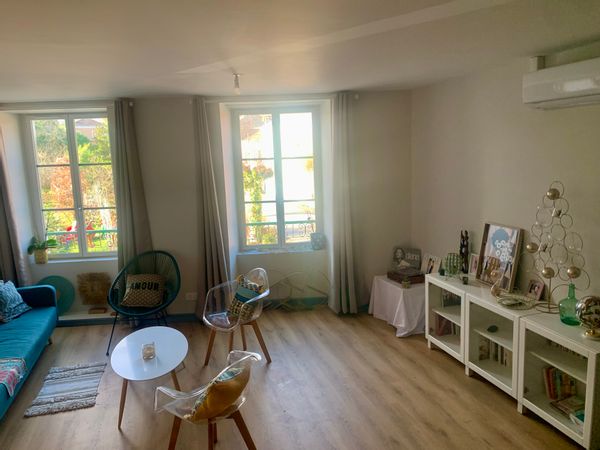 Appartement bien situé en plein d’un cœur d’un village du Périgord Vert.