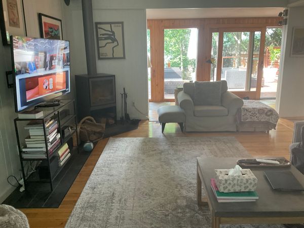 Charmant cottage anglais au bord d'un lac