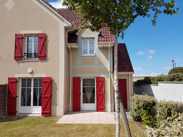 La maison récente au calme. Entre Dieppe et Le Treport, à Criel sur mer.