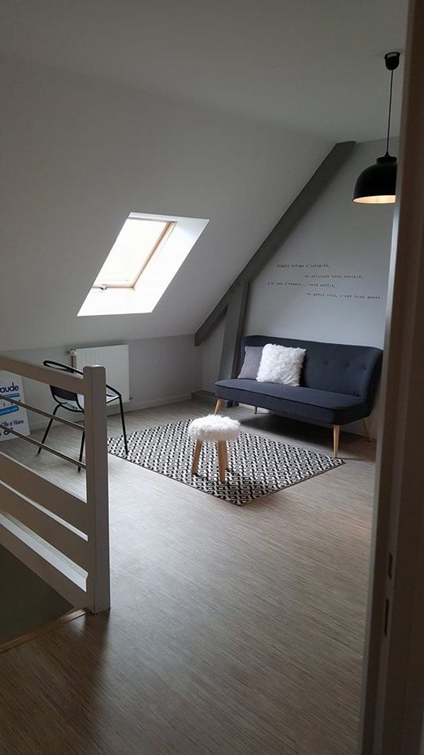La maison de Rémy est dans un endroit calme en pleine campagne