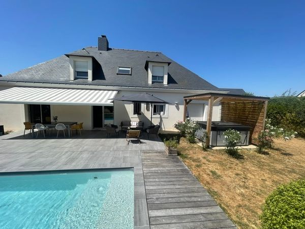 Maison familiale de ville ,4 Chambres en Loire Atlantique, tout proche de Nantes