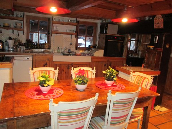 Superbe chalet à la montagne été   / 6 pers / PAS D'ECHANGE OU DE GP DURANT LES VACANCES SCOLAIRES