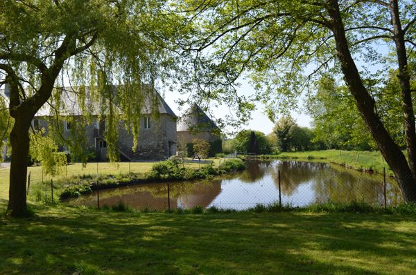 Ancien pigeonnier du XVIᵉ siècle au cœur de la Normandie