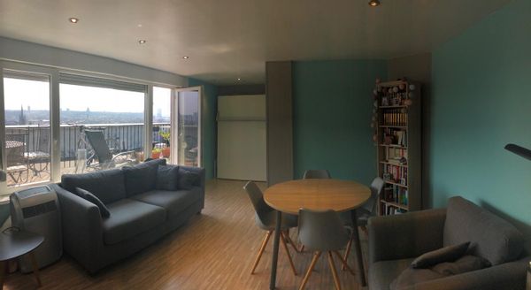 Penthouse cosy avec terrasse et vue panoramique sur Bruxelles