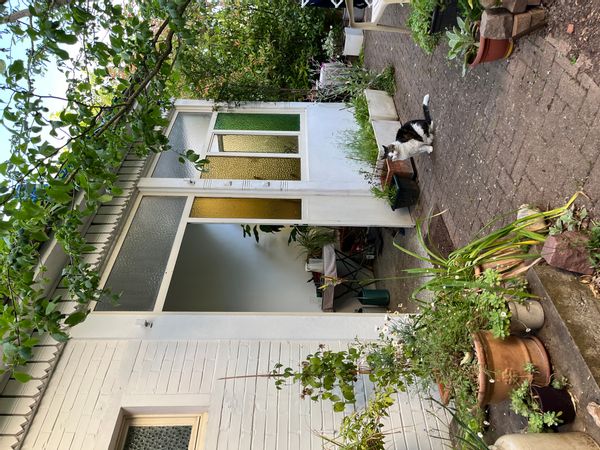 Je propose une chambre privée dans ma maison.