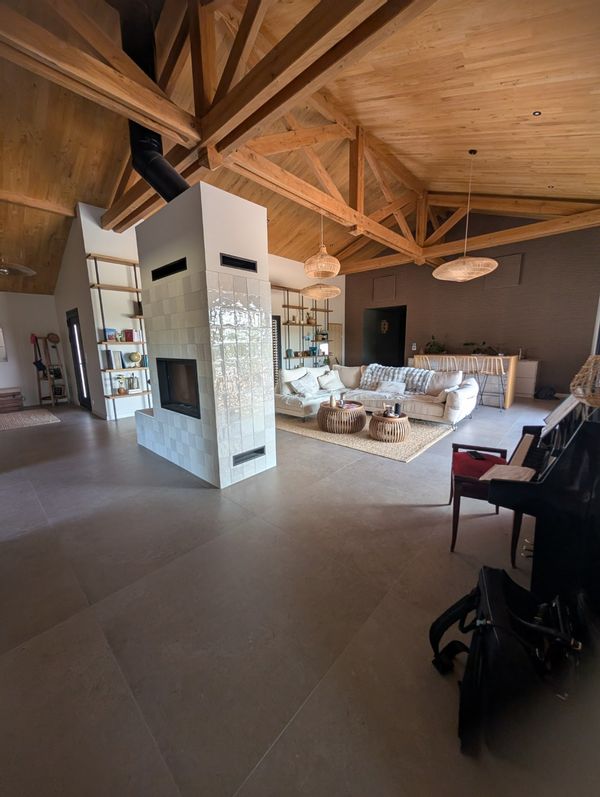 La villa de Sandie et Damien  Magnifique maison nichée sur les hauteurs de Malemort.