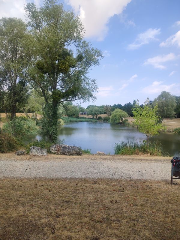 Maison de campagne à proximité de tout où il fait bon vivre