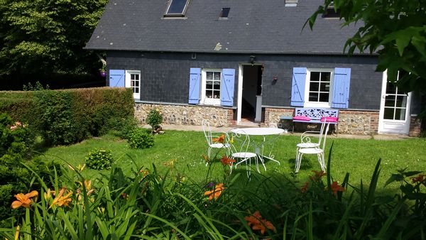 Dans un jardin prés d'HONFLEUR
