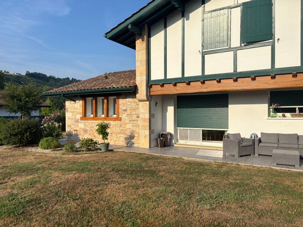 Maison familiale et chaleureuse à Espelette au cœur du Pays Basque