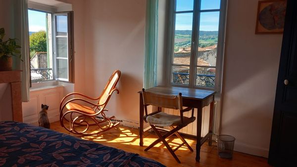 Grande maison à la campagne au coeur des volcans d'Auvergne