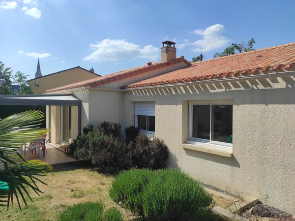 Maison familiale avec  jardin