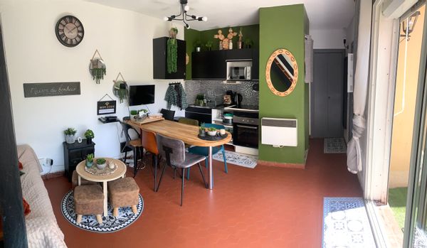La Casa Sacha maison 7 couchages à 50m de la mer en face d’une jolie pinède aux écureuils