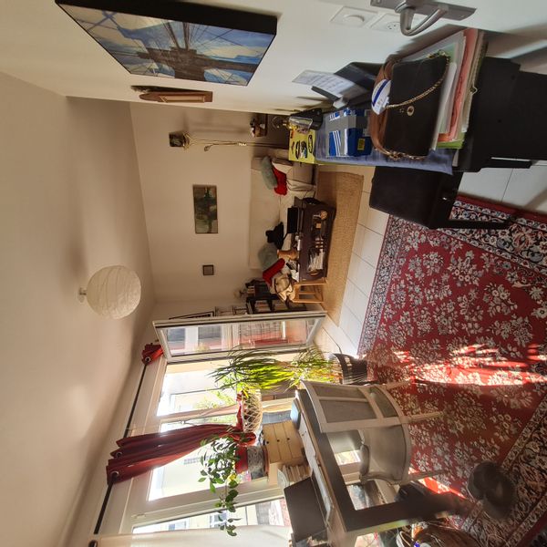 L'appartement de Socha est très bien situé. En plein coeur du centre. À 10 min à pied de la forêt