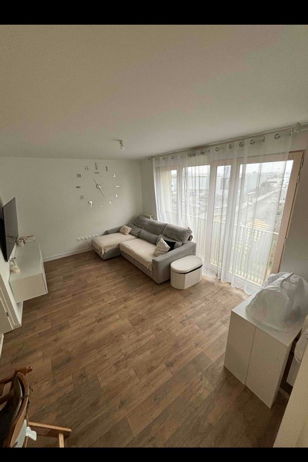L’ appartement est située dans le nouveau quartier dynamique des bord de Seine de Asnières sur Seine