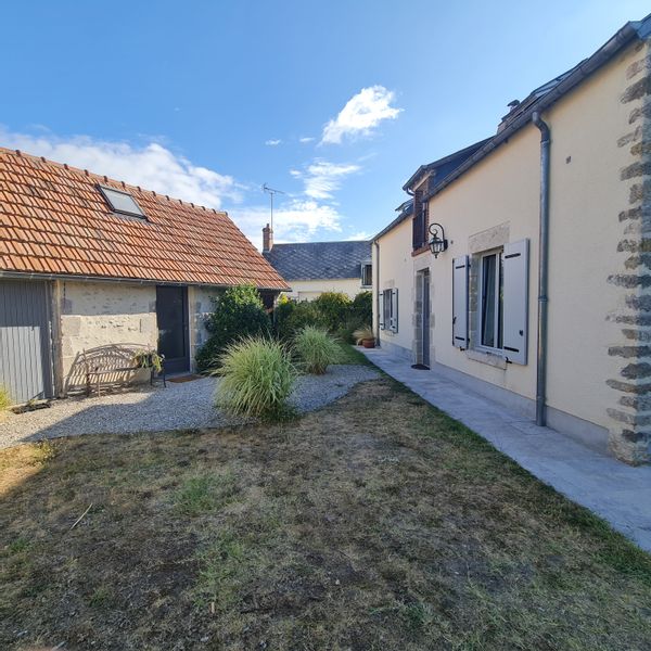 Charmante maison ancienne avec jardin, 3 chambres, 4 pers, proximité de la forêt, Loire et Orléans