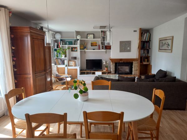 Maison avec jardin, accès direct au centre de Nantes par tram.