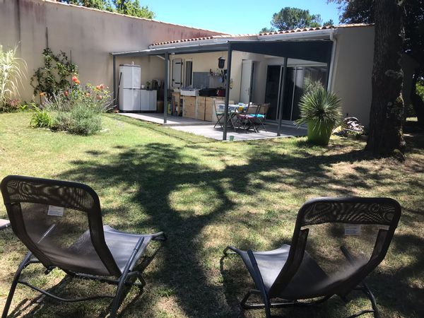 Tiny house et son jardin clos