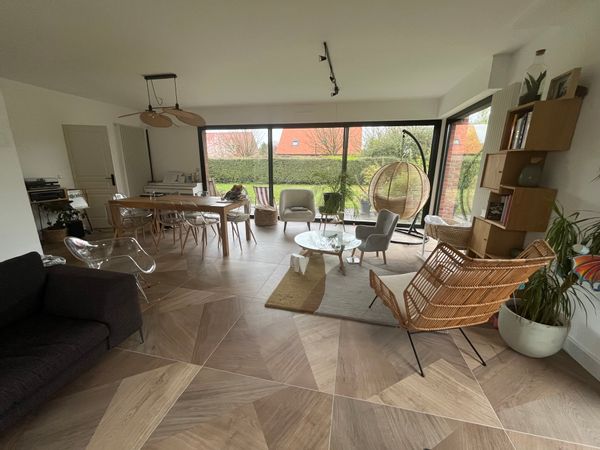 La maison familiale, à la campagne et à 2 pas de la ville avec un grand jardin