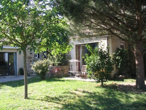 BELLE MAISON EN PIERRE EN ARDECHE