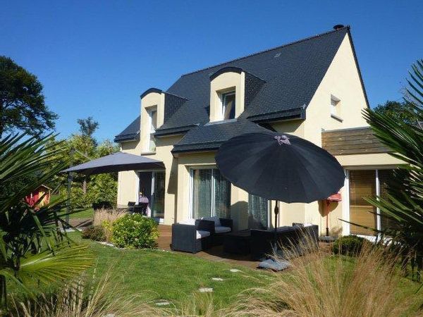 Maison familiale, cité médiévale près de Saint-Malo et des plages de la côte d'émeraude