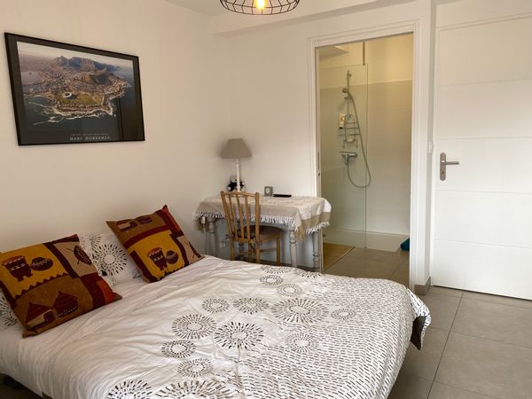 Chambre en hospitalité, au cœur de la Drôme Provençale