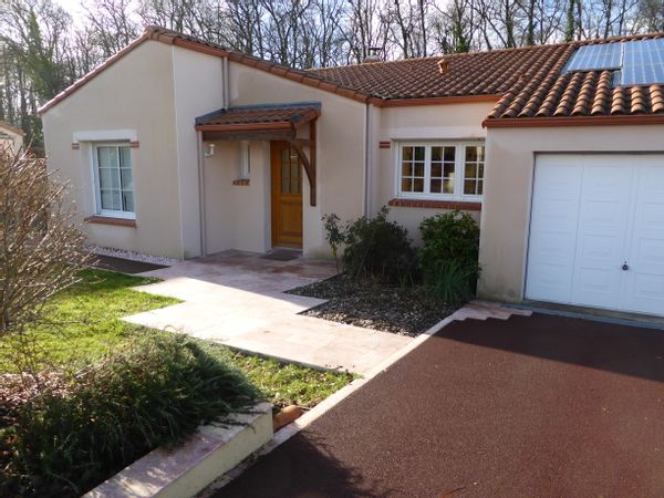 Maison avec jardin et terrasse pour 6 pers à 15 min de Nantes