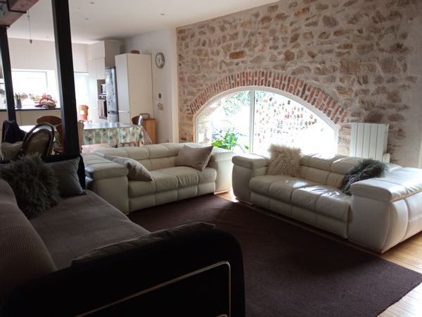 Lovely loft in Burgundy, looking for exchange during  10/04/2026 to 19/04/2026 Marseille
