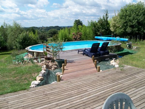 grande maison avec piscine et jardin sauna calme foret