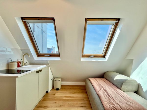 Studio sous les toits de Paris