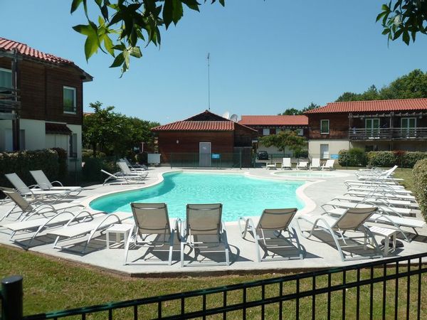L'appartement d'Hélène (disponible uniquement par périodes de 7 jours, du samedi au samedi).