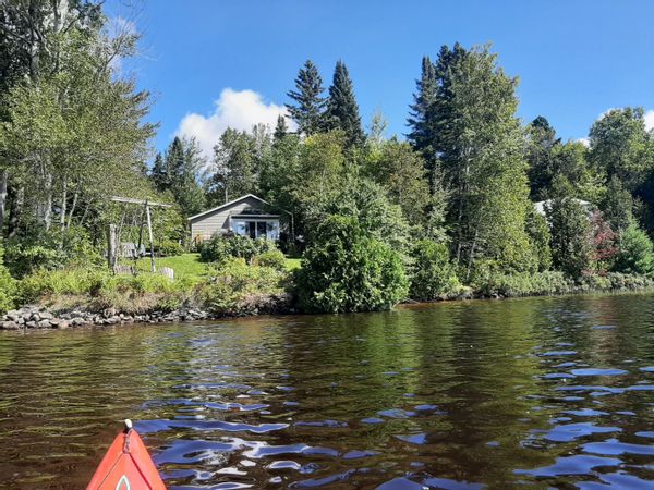 Chalet sympa au lac du Huit