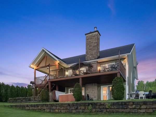 Chalet et Spa au bord du lac