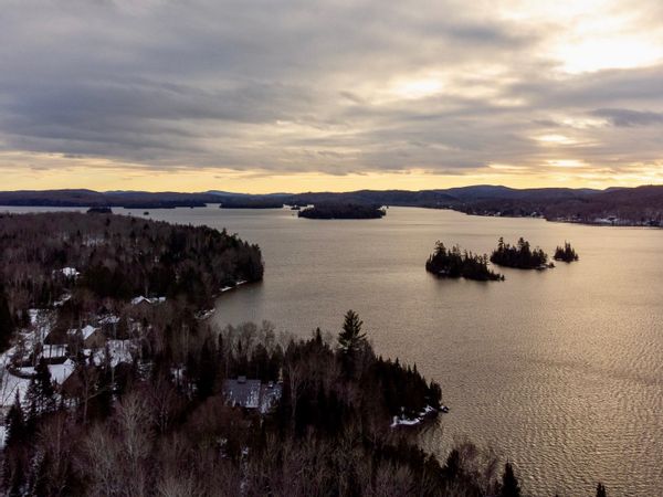 Québec: Magnifique propriété sur le bord de l’eau