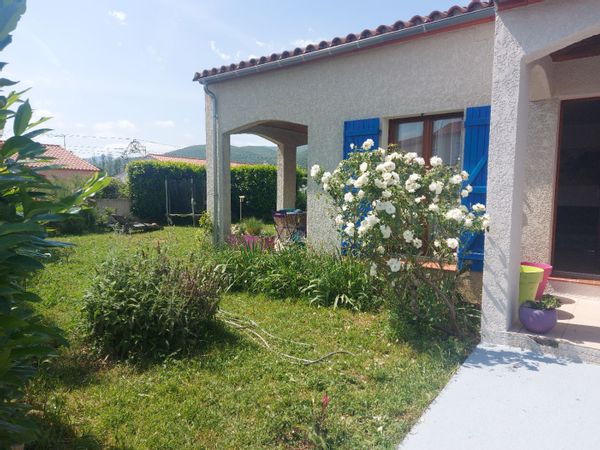 La maison de Beatrice entre mer et montagne